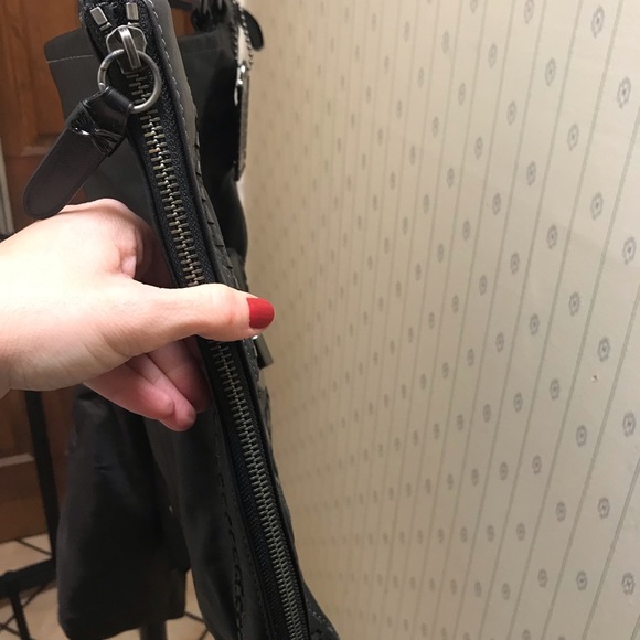 Coach Devin Tote EUC - Picture 6 of 11